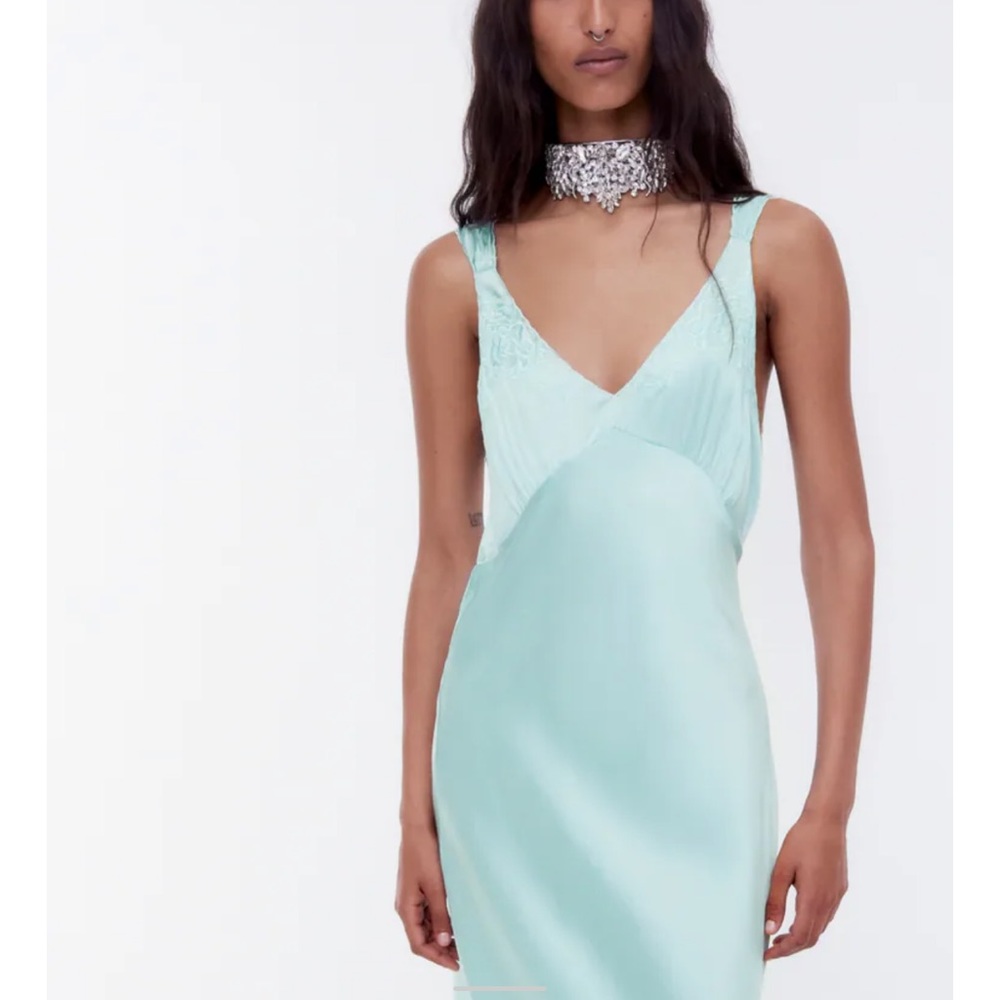 🔥ZARA EMBROIDERED SILK DRESS 🔥 - Picture 14 of 15